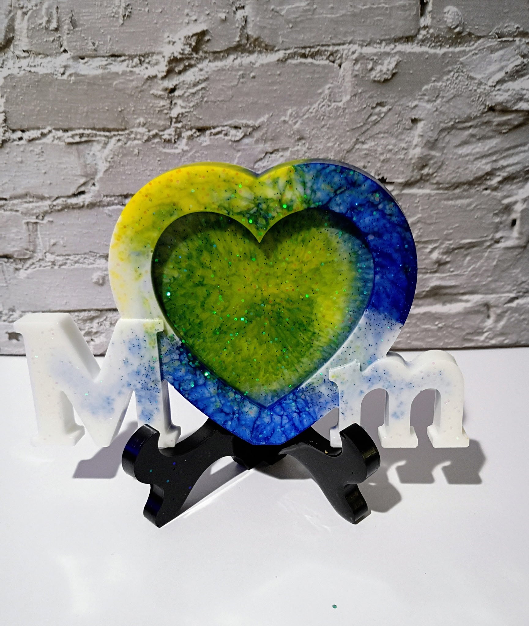 Large MOM Plaques